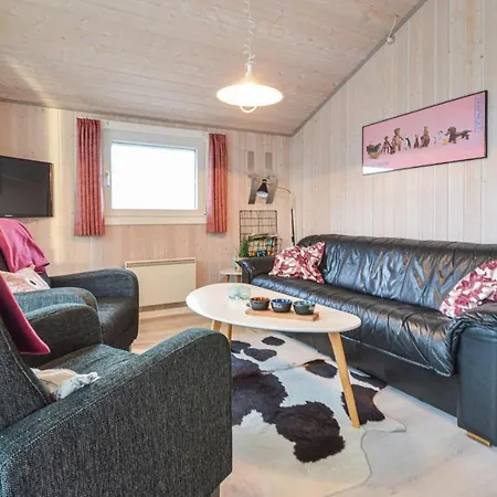 Prázdninový dům Stunning In W/ Wifi And 2 Bedrooms *