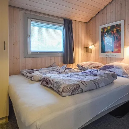 Stunning In W/ Wifi And 2 Bedrooms Prázdninový dům *